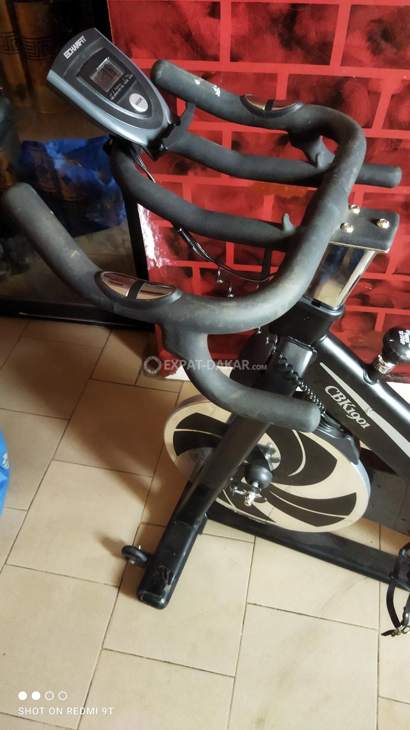 Vélo spinning - Plateau | Expat-Dakar