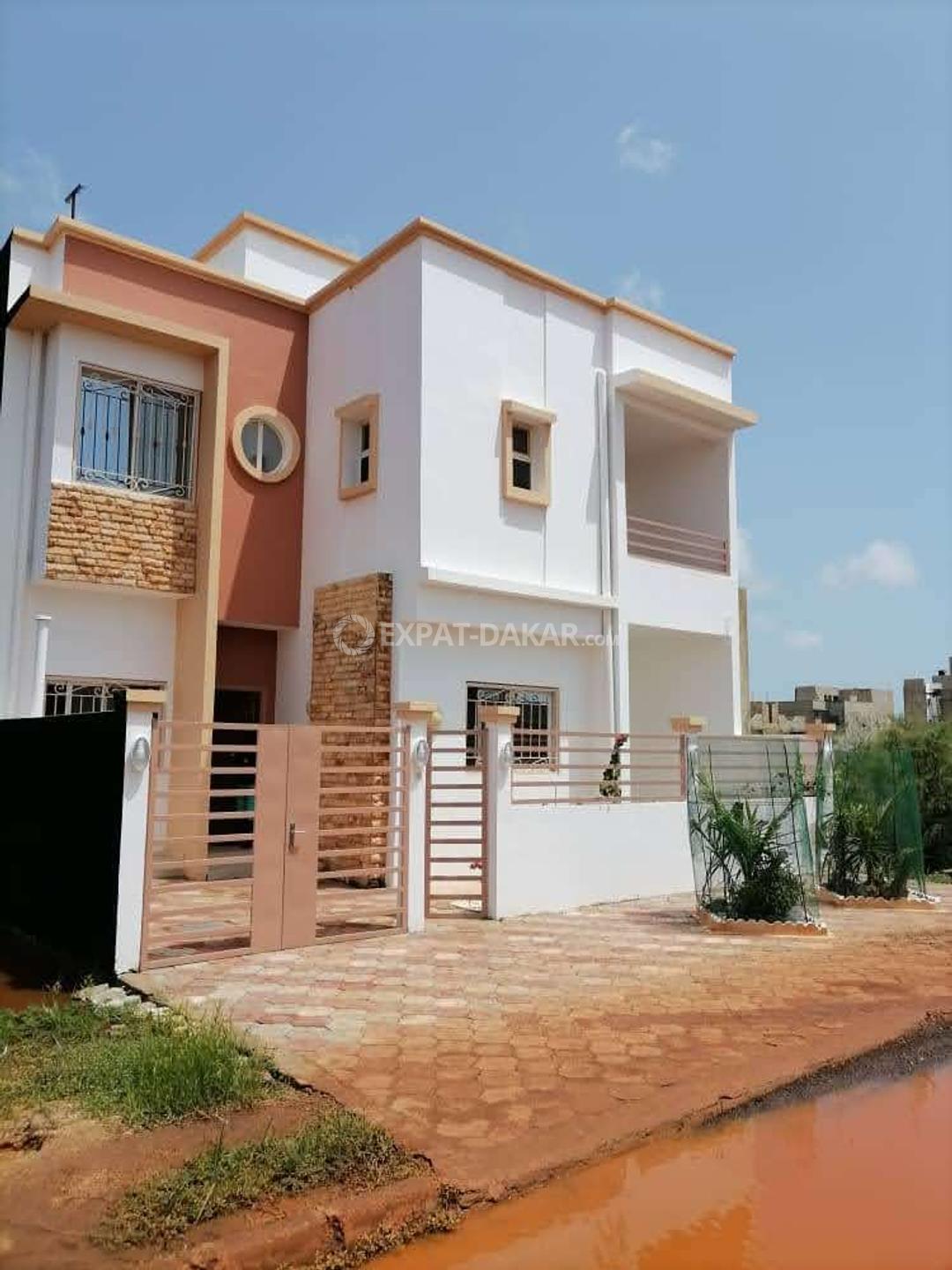 BELLE MAISON A LOUER A KOUNOUNE Kounoune ExpatDakar