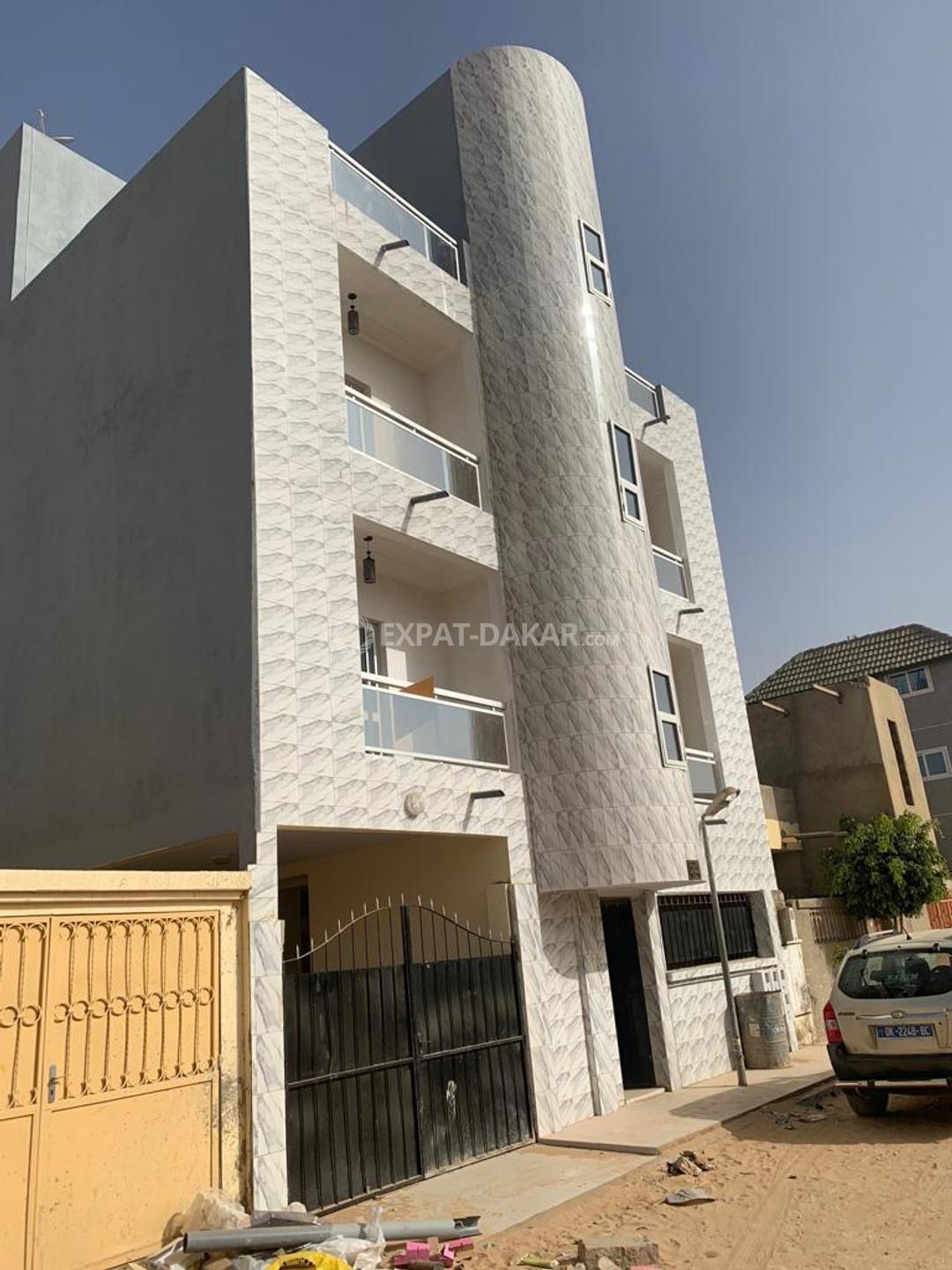 Studio à louer à sipres al azhar mbao Zac Mbao ExpatDakar