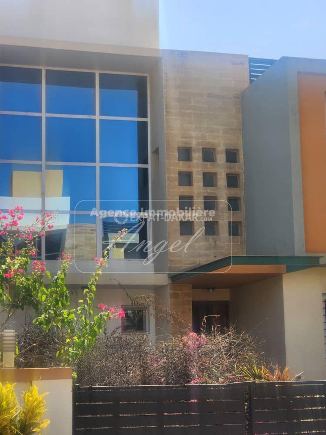 Villa à vendre à Diamniadio Diamniadio ExpatDakar