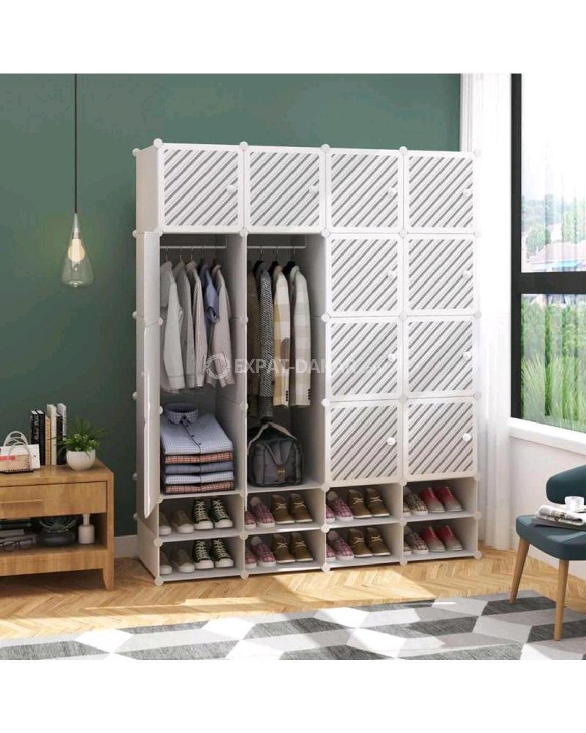 Armoire plastique 4 battants avec rangement chaussures Castor Expat