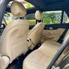 Mercedes GlC 300 thumb 6