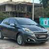 Peugeot 208 manuel diesel venant thumb 2