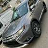 Mitsubishi Outlander 7 places thumb 1