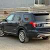 Location  de voiture  7 places 4×4 thumb 3