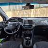 Peugeot 208 très bon état thumb 4