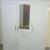 Armoire marron noire et blanc thumb 2