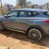 Hyundai Tucson thumb 2