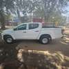 Mitsubishi L200 double cabine 5 places blanc thumb 1
