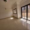 Duplex 4 chambres à louer à ngor thumb 13