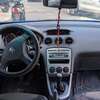 Peugeot 308 2012 diesel thumb 3