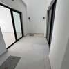 Maison individuelle moderne avec balcon et garage à Dakar thumb 13