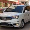 Ssangyong Korando Turismo 2017 thumb 2
