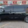KIA CARNIVAL à louer avec. Chauffeur thumb 8