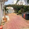 Villa meublée sortie 9 Almadies 2 thumb 10