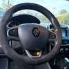 Renault clio thumb 2