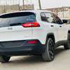 Jeep Cherokee thumb 4
