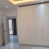 Trois chambres à louer par mois thumb 3
