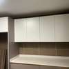 3 chambres salon à louer en face King fahd thumb 13