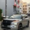 MITSUBISHI  OUTLANDER Année 2024 thumb 2