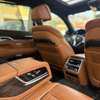 BMW SÉRIE 7 thumb 3
