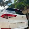 Hyundai tucson thumb 10