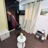 Belle et spacieuse chambre au Point E thumb 7