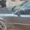 Mercedes 200D thumb 4