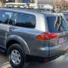 Mitsubshi pajero thumb 7