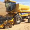 MOISSONNEUSE-BATTEUSE NEW HOLLAND TC5.30 thumb 0