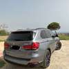 BMW x5 7 places thumb 2