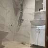 Appartement f4 à louer à la cité djily mbaye (immeuble neuf) thumb 12