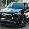 TOYOTA HIGHLANDER 2023 ESSENCE 6 cylindres thumb 2