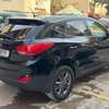 Hyundai SUV noir spacieux maniable et fiable thumb 9
