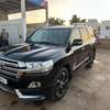 Toyota land cruiser 2020 thumb 0