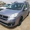 Peugeot Partner thumb 0