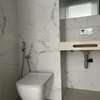Appartement F4 249m2 au POINT E thumb 4