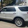 Ford Explorer thumb 0