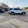 Ford Explorer thumb 6