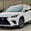 Lexus NX 300h hybride blanc 2021 SUV luxe thumb 0