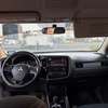 Mitsubishi outlander thumb 3