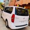 Hyundai grand starex 2017 12 place thumb 5