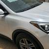 Hyundai Santa Fe SUV blanc essence spacieux thumb 3
