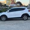 Hyundai Tucson thumb 2