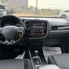 Mitsubishi outlander se thumb 3