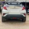 Toyota C-hr 2018 thumb 2