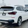 BMW X1 SUV compact blanc capot noir thumb 8