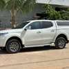 Mitsubishi l200 2018 thumb 8