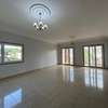 Grande villa aux Almadies pour habitation ou bureaux thumb 9
