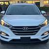 HYUNDAI TUCSON  4x4 thumb 0